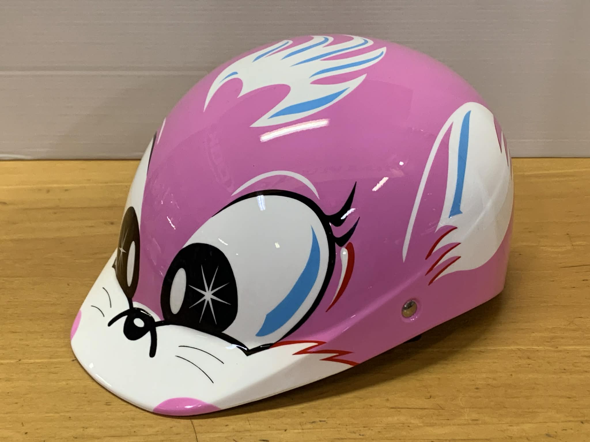 pinkcat helmet